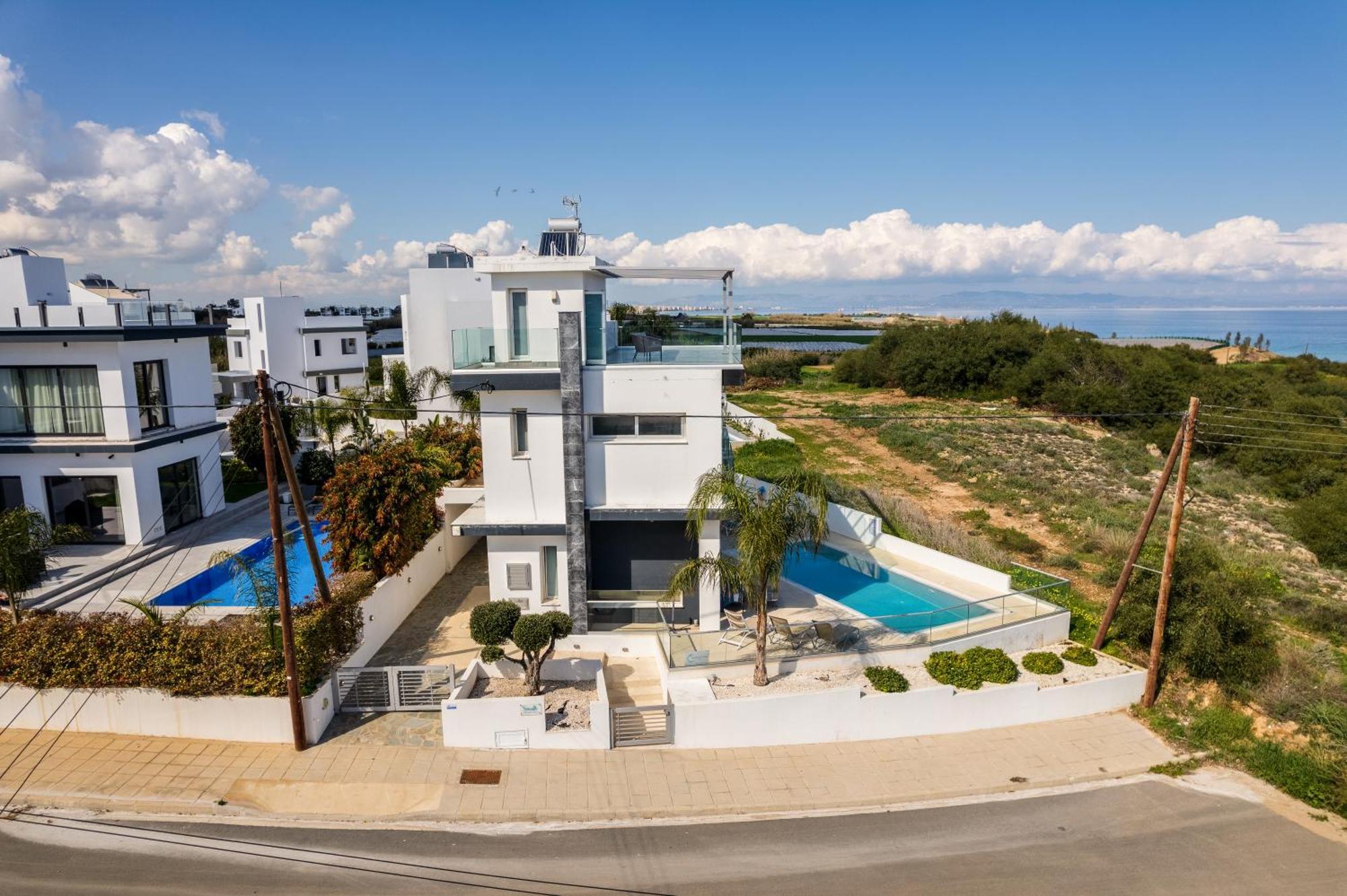 Seaside Luxury Villa Paralímni Extérieur photo