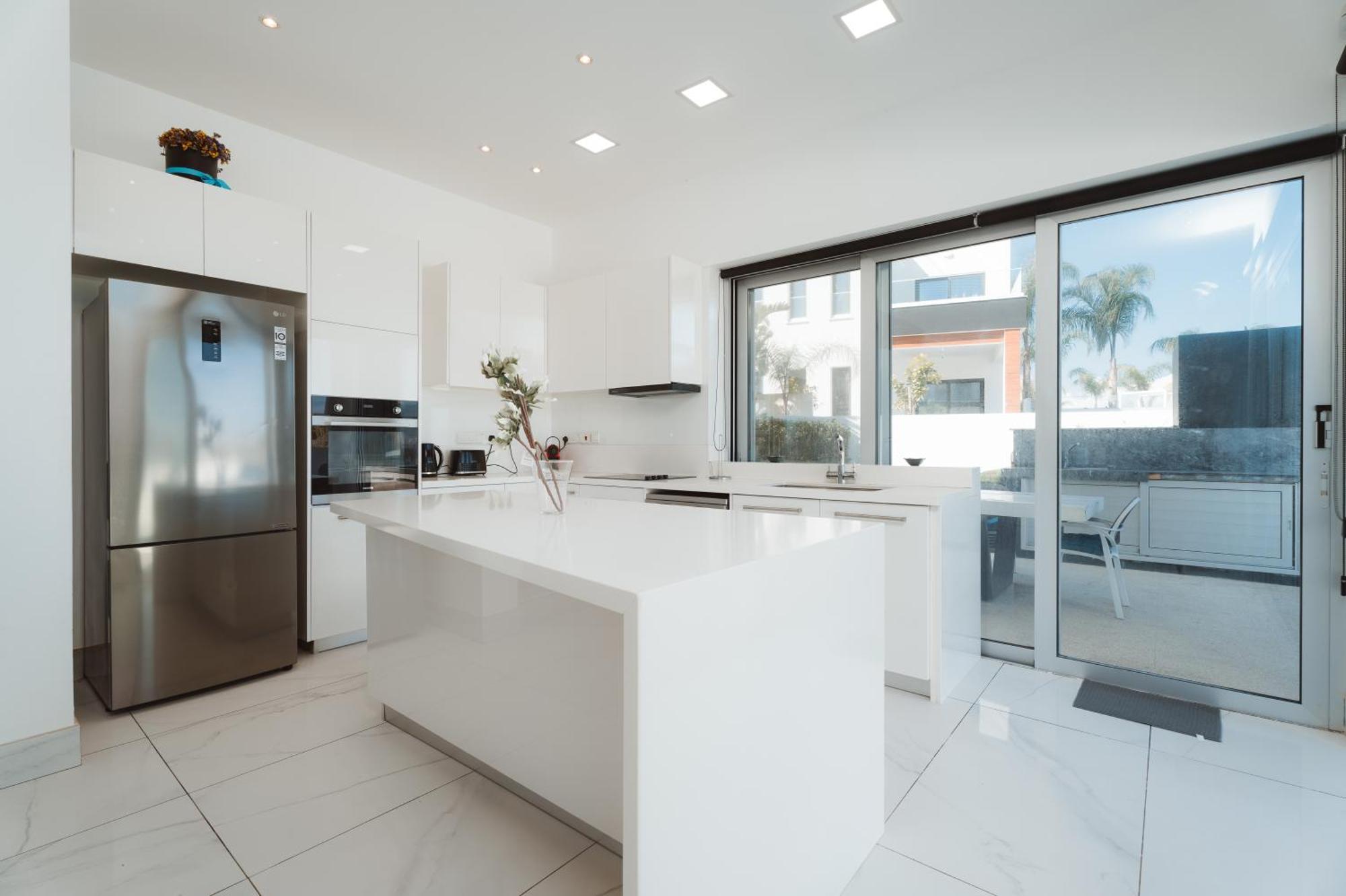 Seaside Luxury Villa Paralímni Extérieur photo